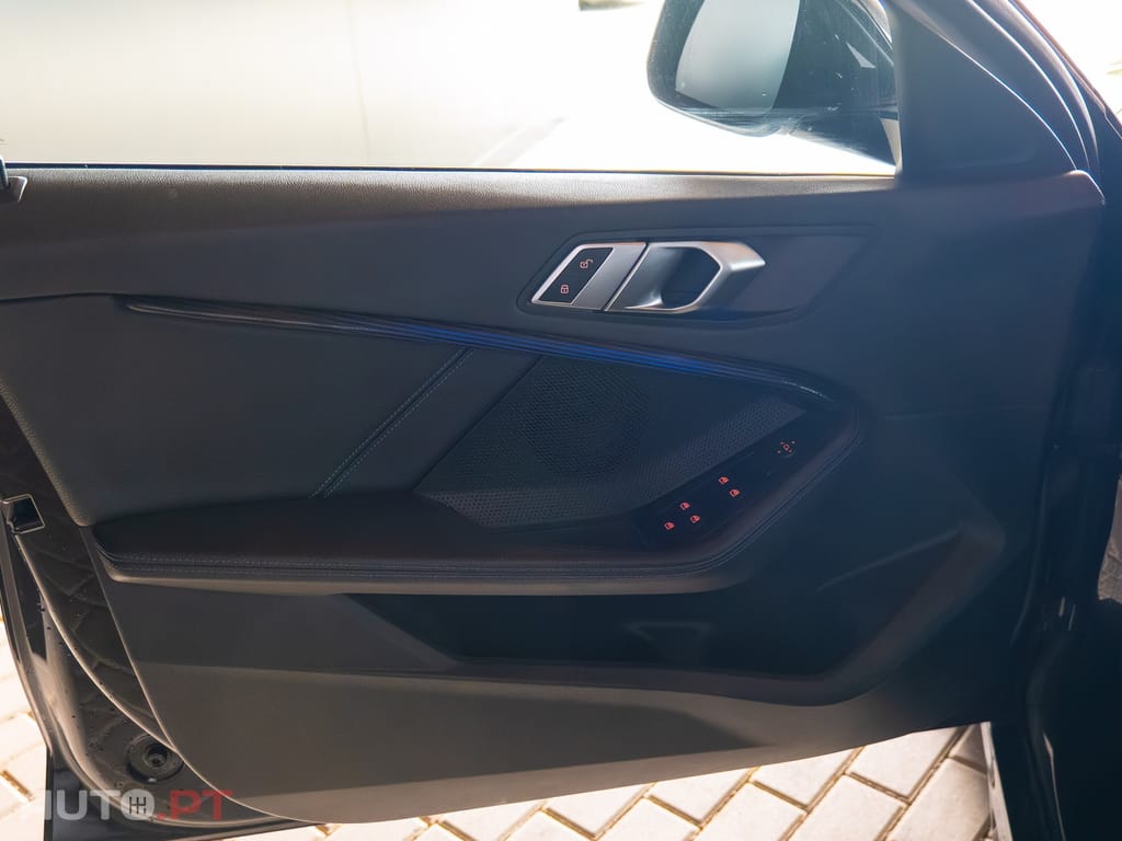 BMW 116 d Pack Desportivo M