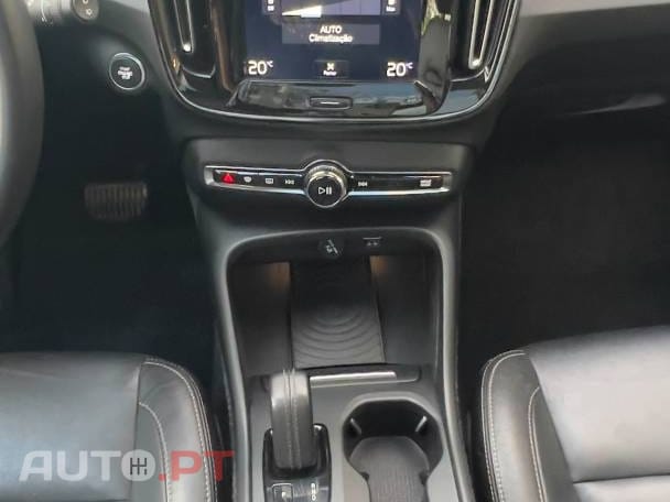 Volvo XC40 2.0 D3 Momentum Plus Geartronic