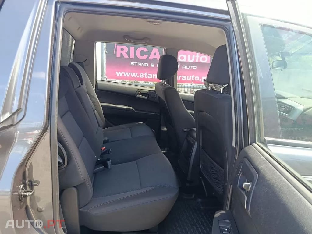 SsangYong Actyon 2WD Crystal