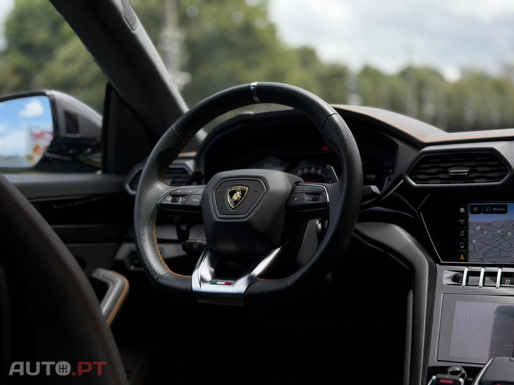Lamborghini Urus 4.0 V8