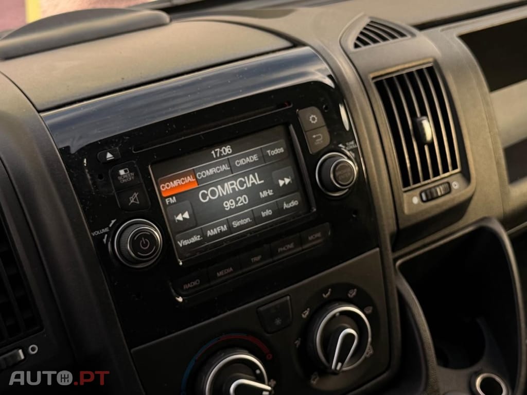 Peugeot Boxer 2.0 BlueHDi 335 L3H2 Pro