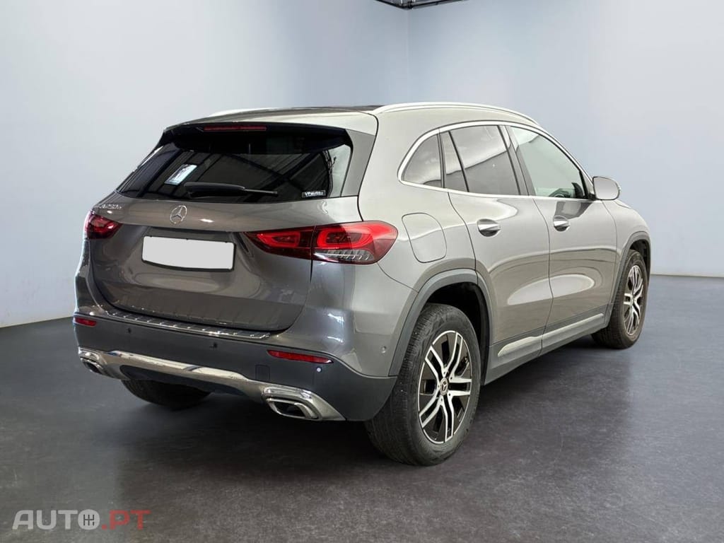 Mercedes-Benz GLA 250 e Business Line 8G-DCT