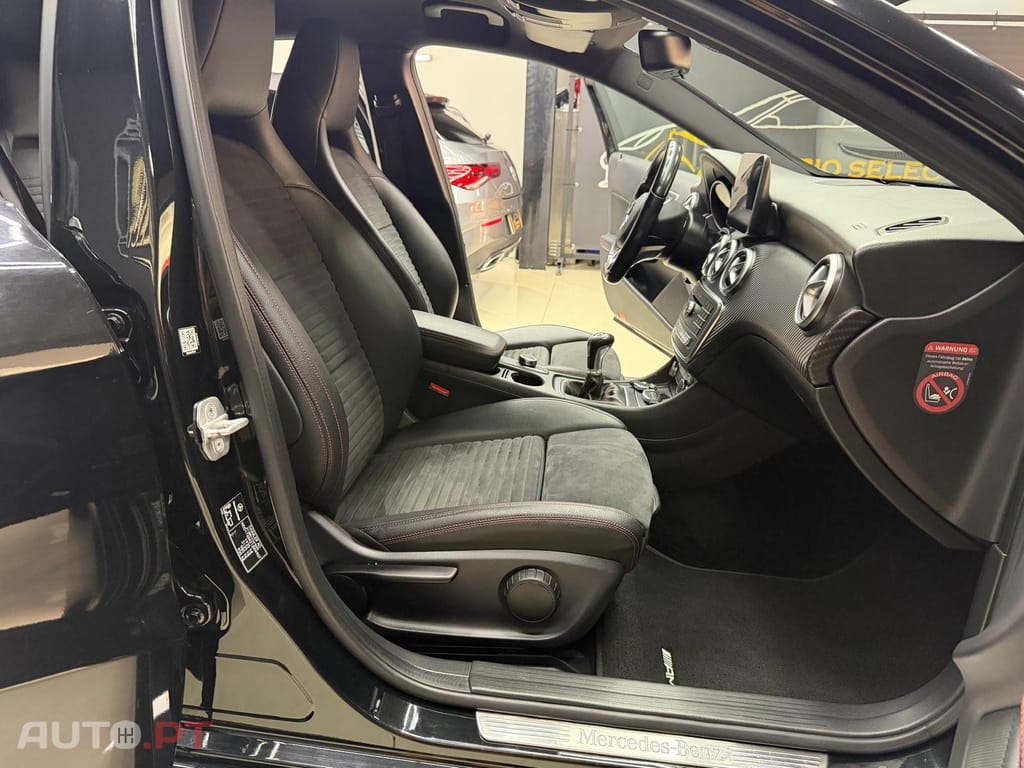 Mercedes-Benz A 180 AMG Line