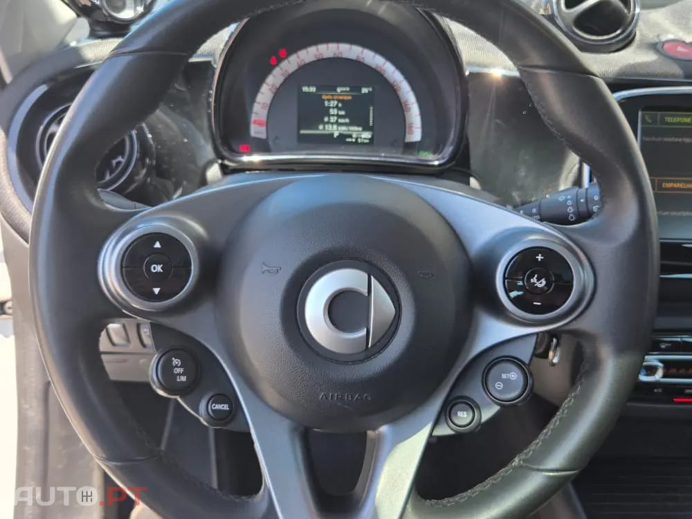 Smart ForFour EQ pulse