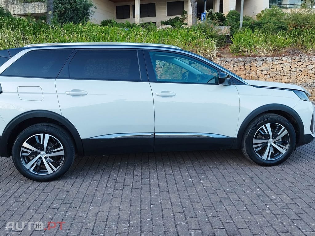 Peugeot 5008 1.5 BlueHDi Allure Pack EAT8