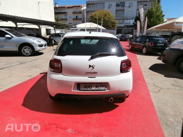 Citroen DS3 1.6 e-HDi So Chic 95g