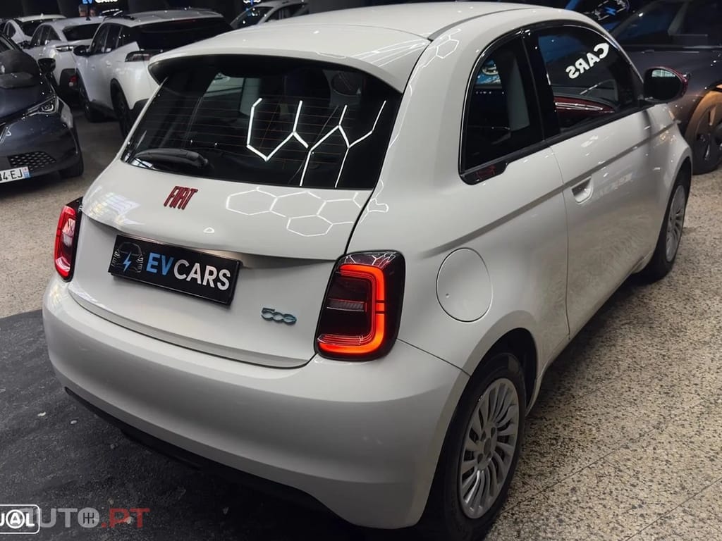 Fiat 500e 23,8kWh Red