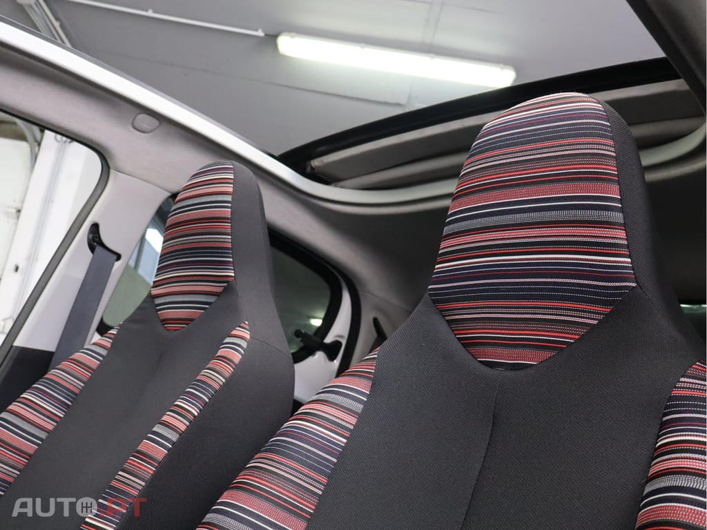 Citroen C1 1.0 VTi 72 SHINE