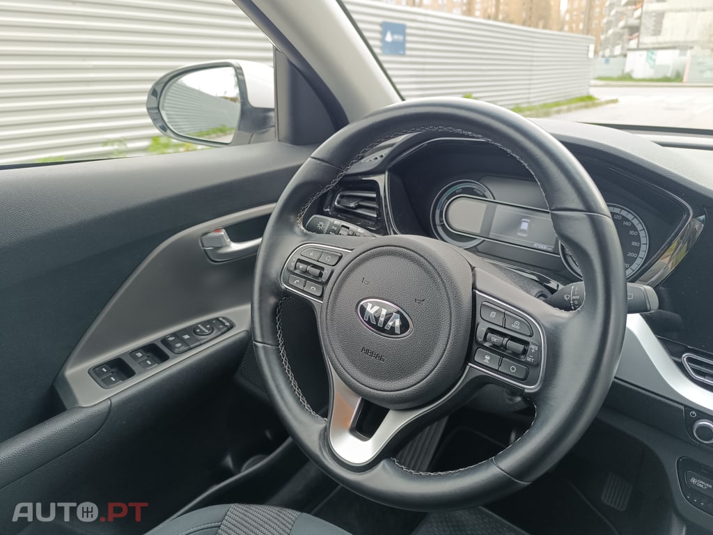 Kia Niro 1.6 GDi PHEV (Plug In) - Nacional