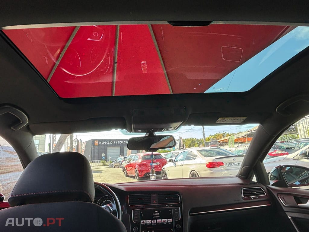 Volkswagen Golf 2.0 TSi GTi DSG Performance