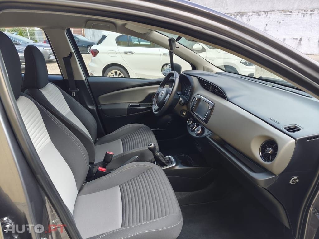Toyota Yaris 1.0 VVT-i Comfort Plus