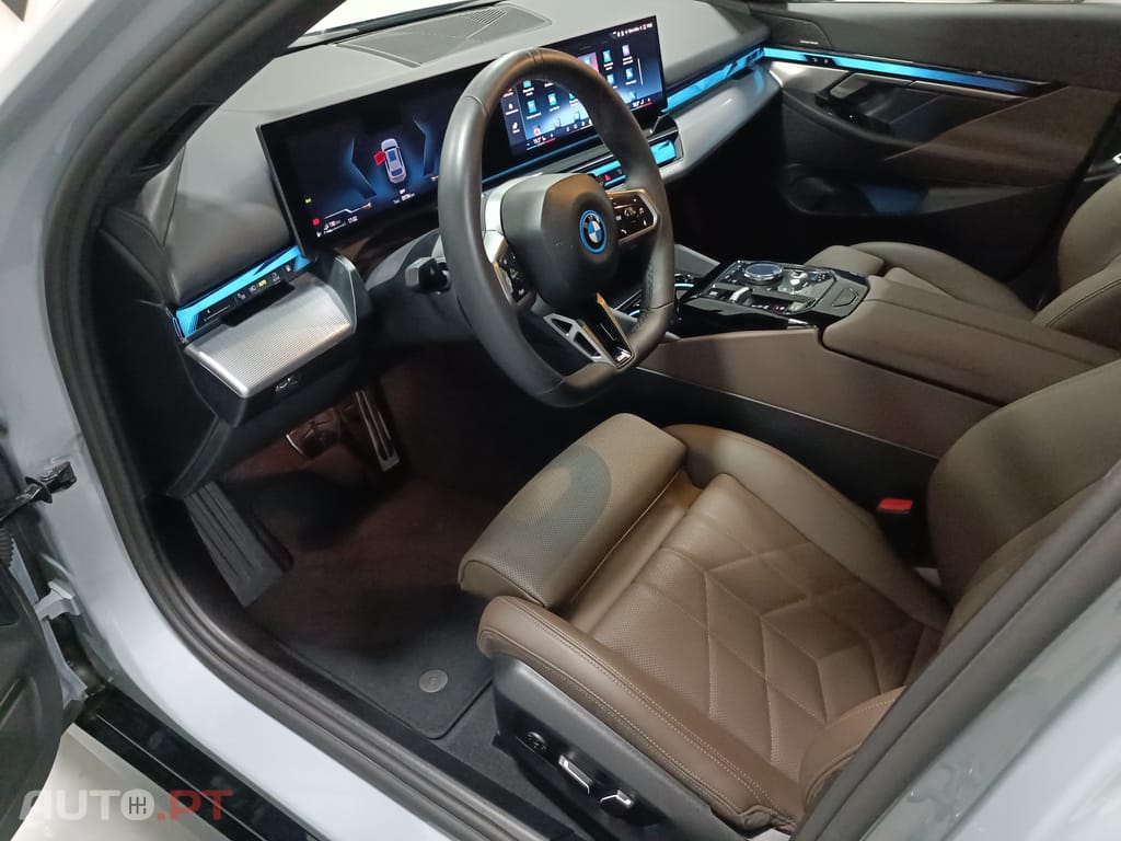 BMW 530 e xDrive Pack Desportivo M Pro