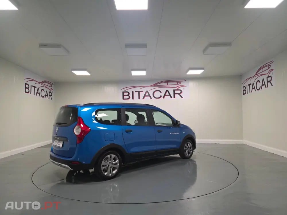 Dacia Lodgy 1.5 dCi Stepway 7L