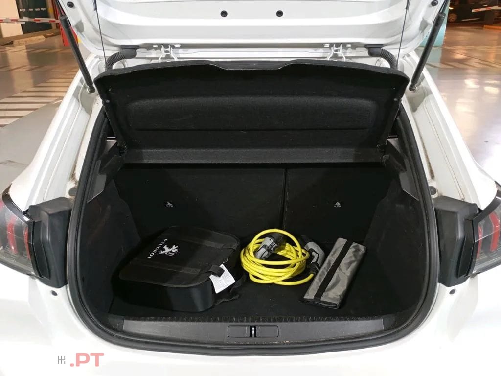 Peugeot E-208 50 kWh Allure