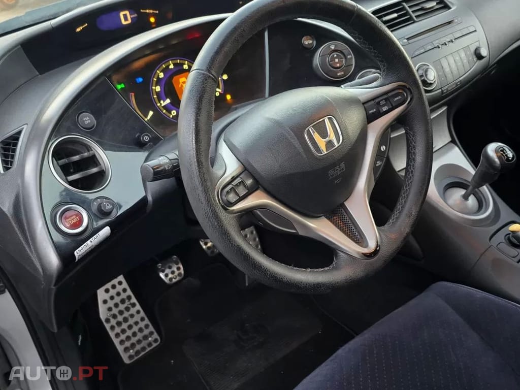 Honda Civic 1.8 Sport