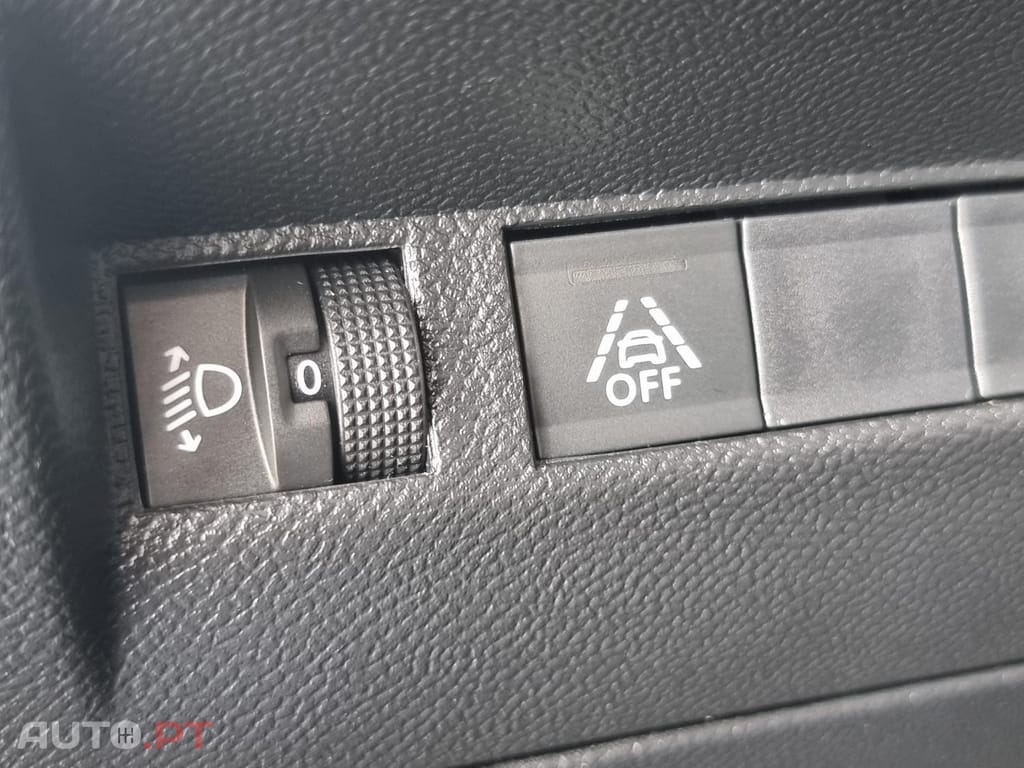 Peugeot 208 1.2 PureTech Allure Pack EAT8