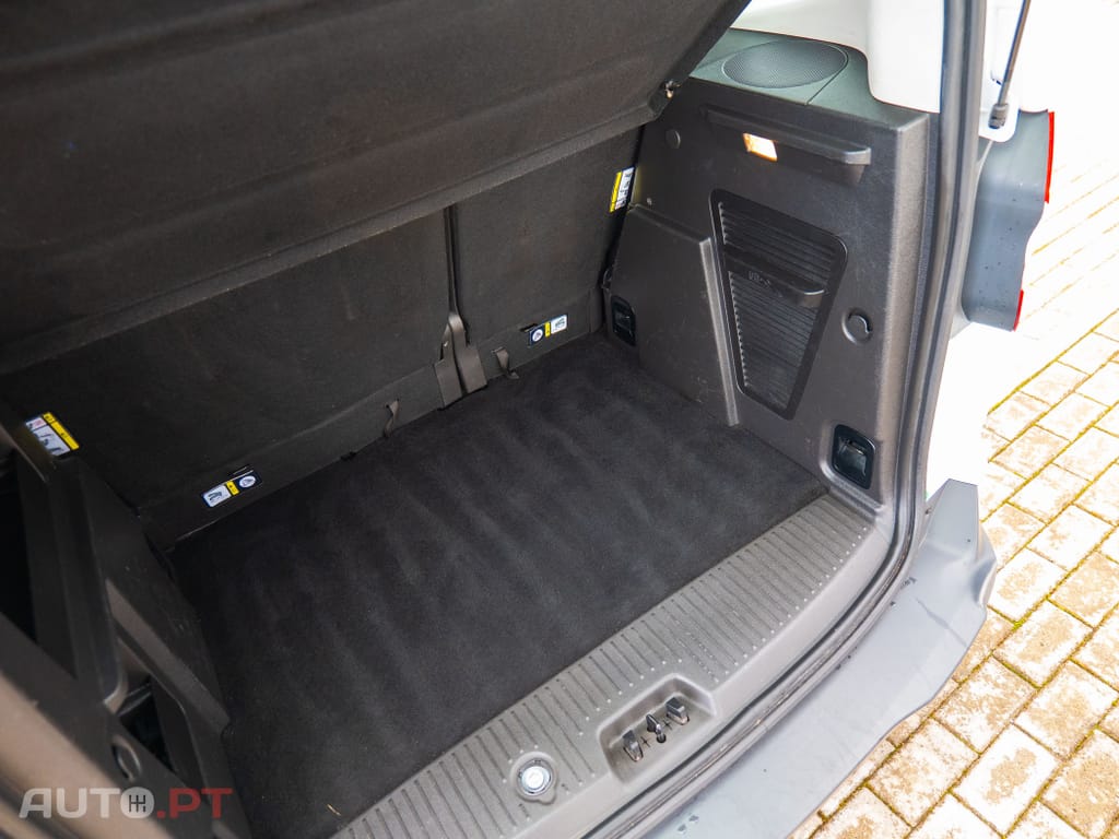 Ford Tourneo 1.5 TDCi Ambiente