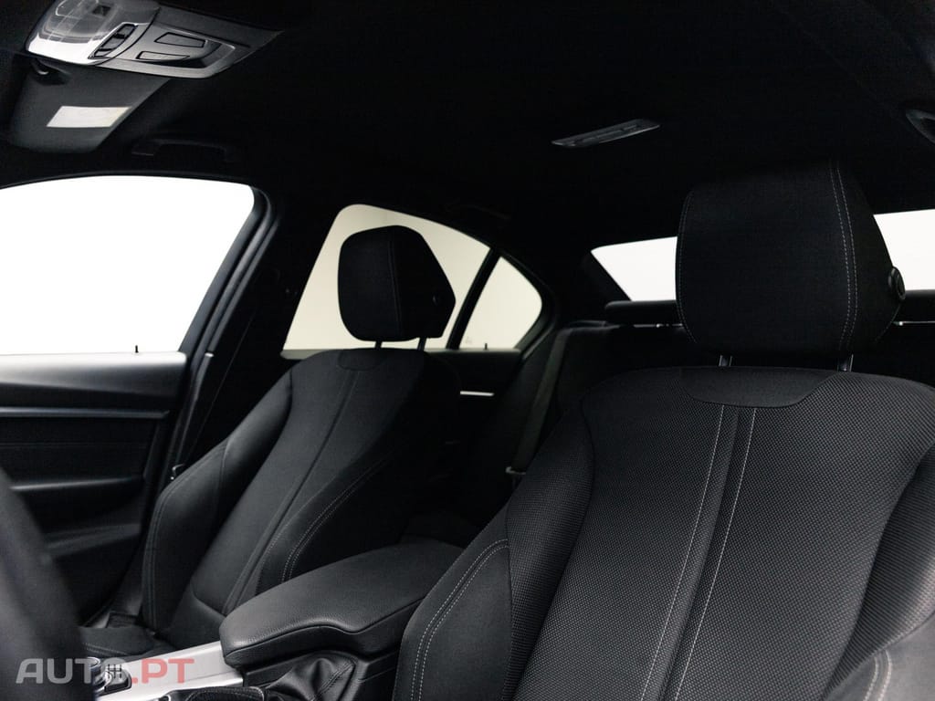 BMW 330 e iPerformance Line Sport