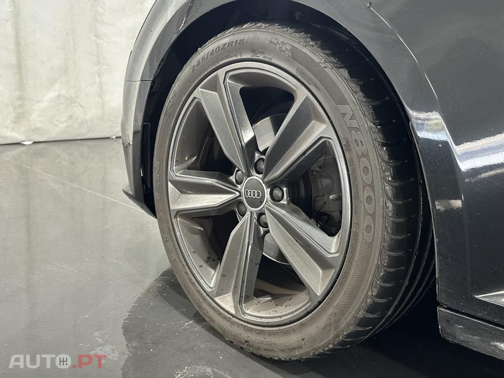 Audi A4 Avant 2.0 TDI ultra design