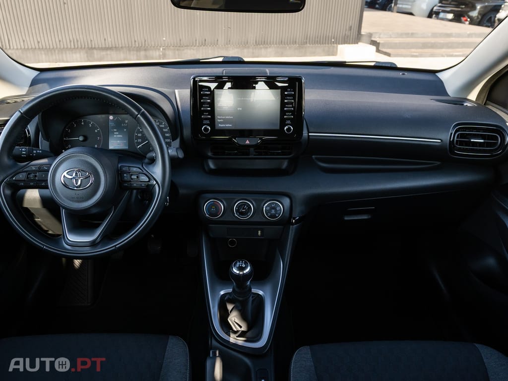 Toyota Yaris 1.0 VVT-i Comfort Plus