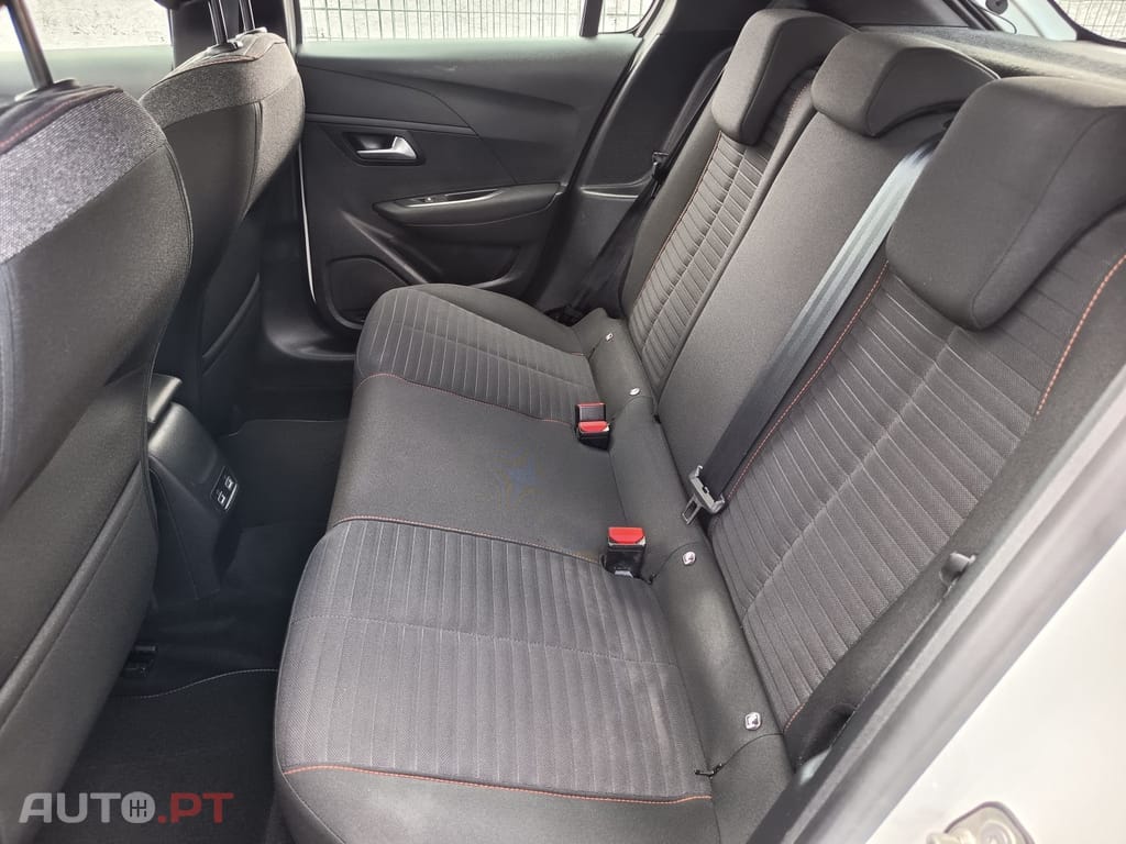 Peugeot E-208 50 kWh Active Pack