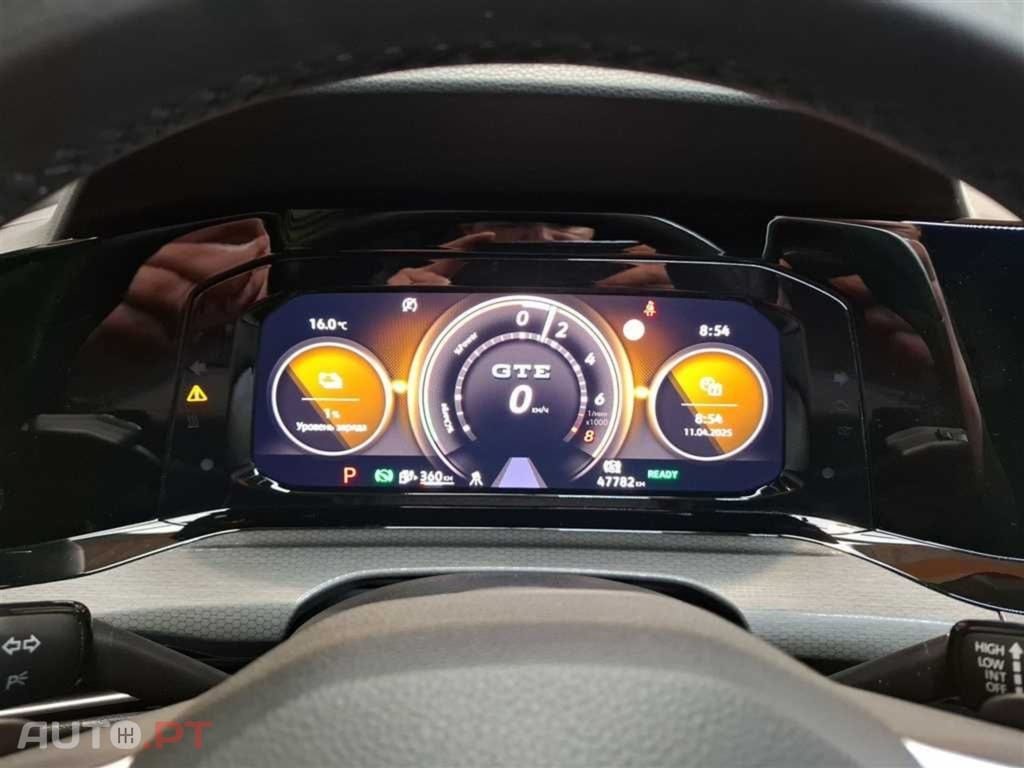 Volkswagen Golf I.V.A DEDUTIVEL GTE 1.4 eHybrid DSG 