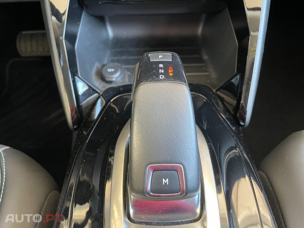 Peugeot 2008 1.2 PureTech Allure Pack EAT8
