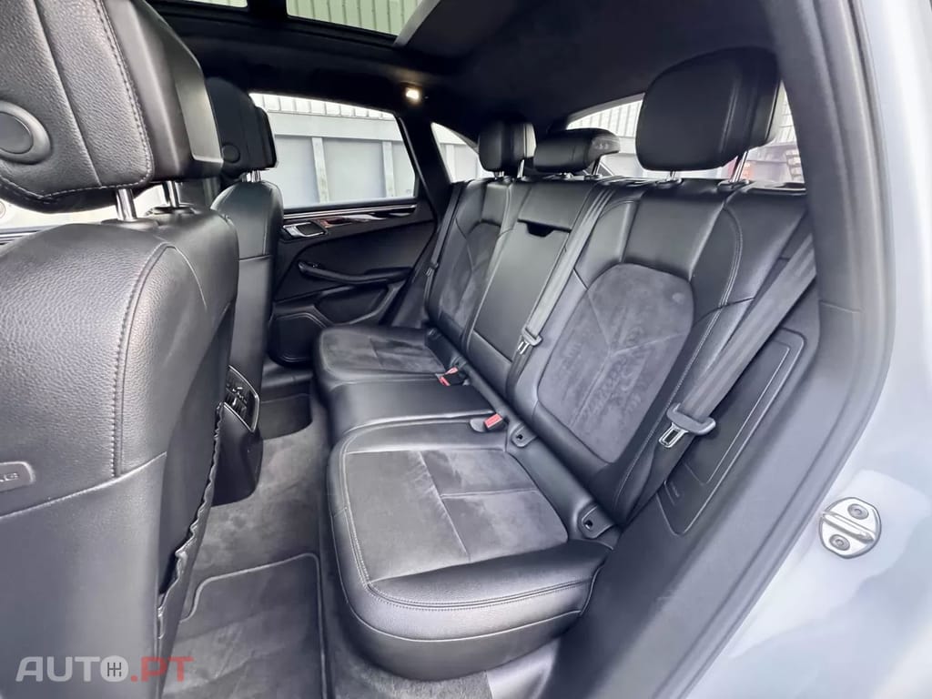 Porsche Macan S