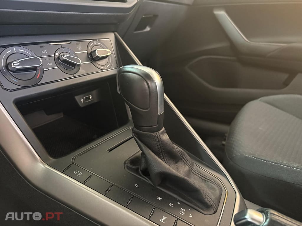 Volkswagen Polo 1.6 TDI Confortline DSG