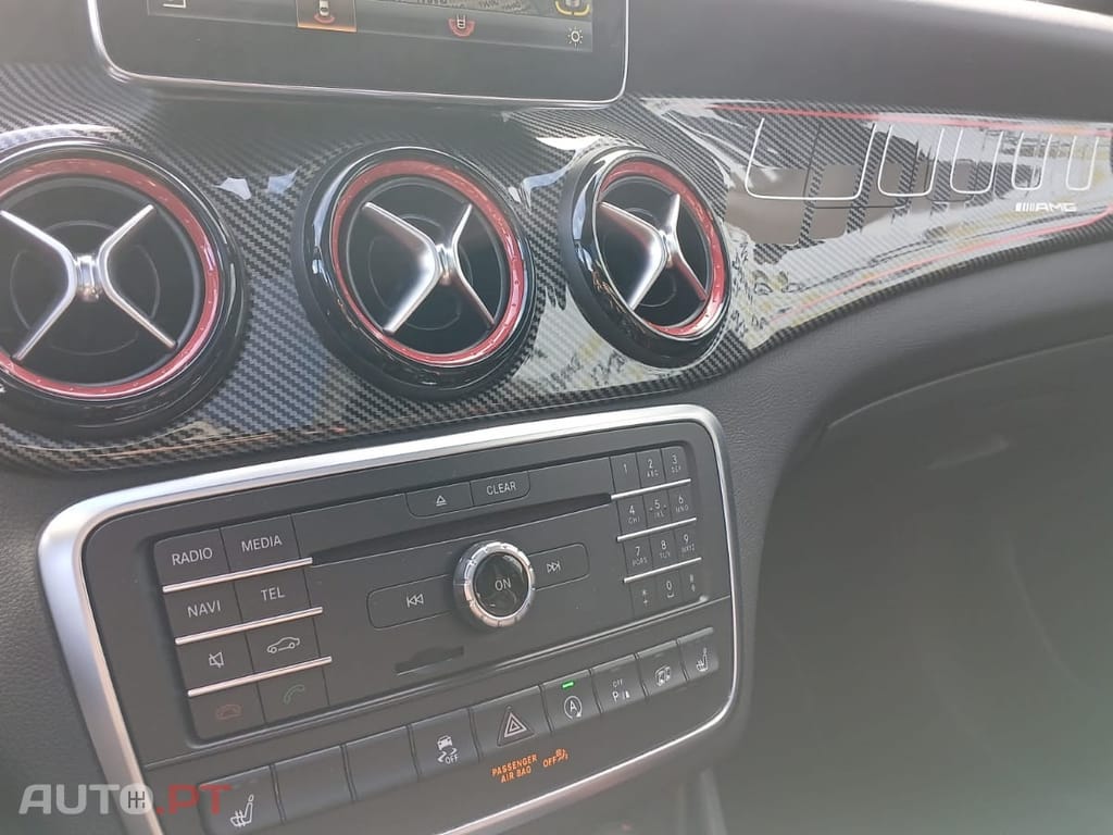 Mercedes-Benz CLA 45 AMG Performance