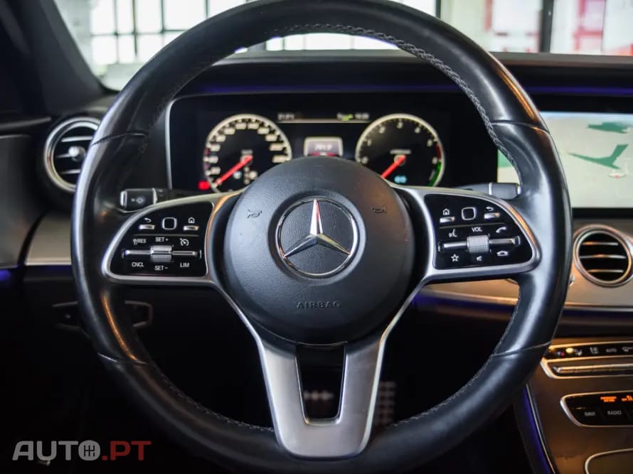 Mercedes-Benz E 300 de Avantgarde
