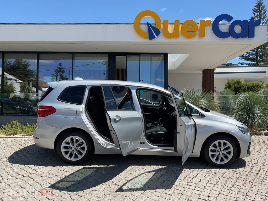 BMW 216 i 7L