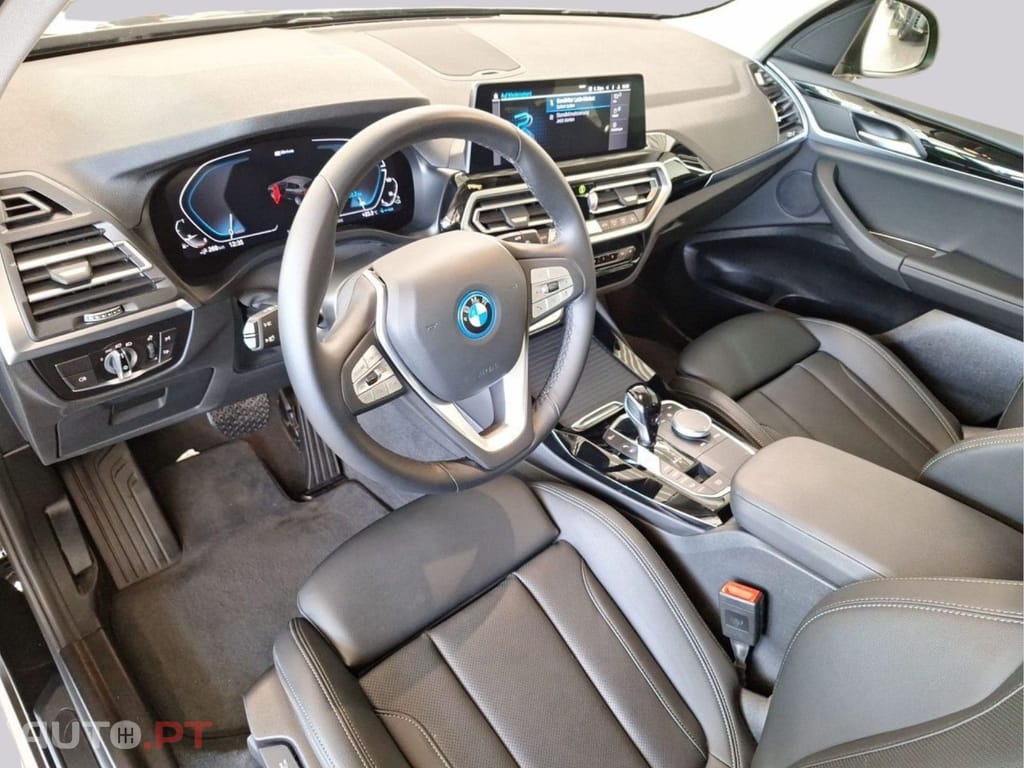 BMW X3 I.V.A DEDUTIVEL xDr30e