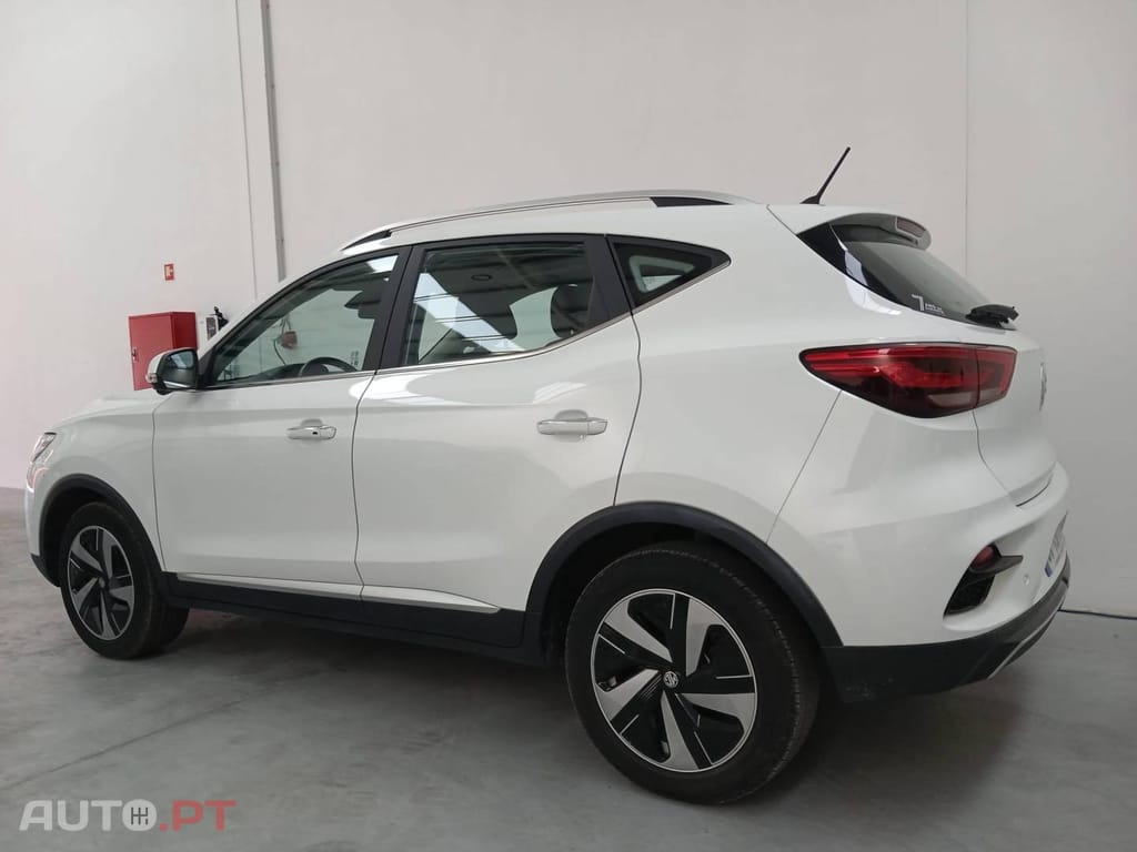 MG ZS EV 72.6 kWh Luxury