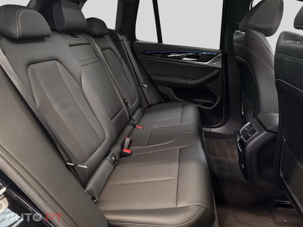 BMW iX3 I.V.A DEDUTIVEL 