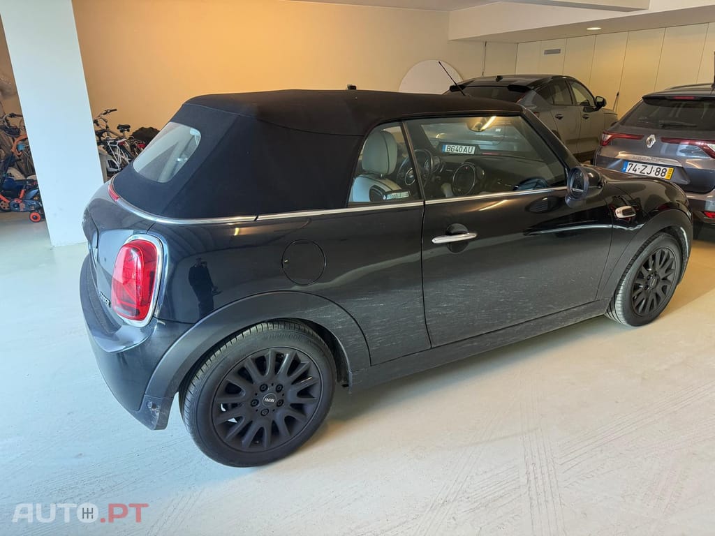 MINI Cabrio Cooper