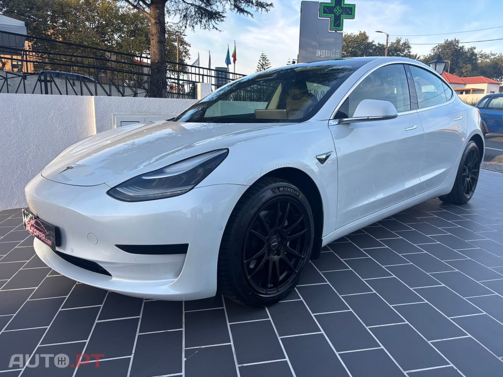 Tesla Model 3 Long Range Tração Traseira