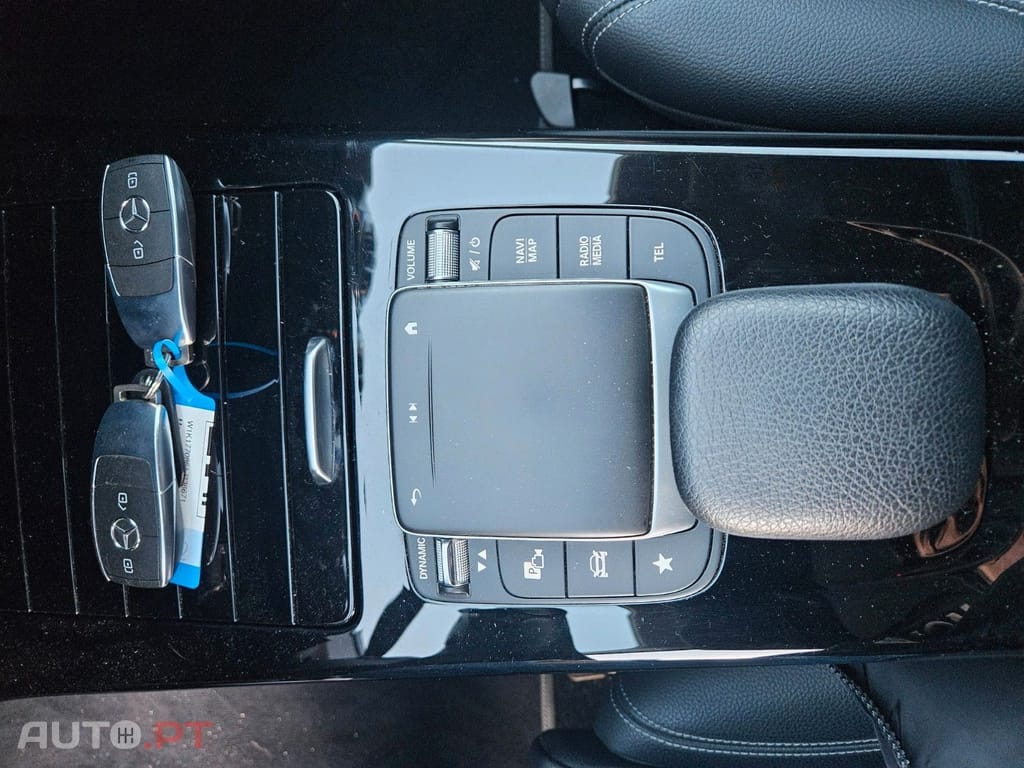 Mercedes-Benz A 250 e Progressive