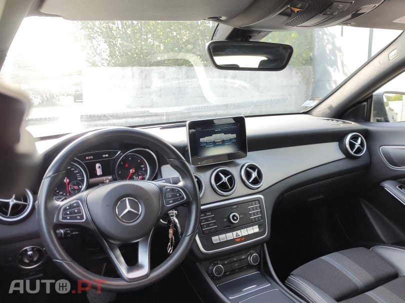 Mercedes-Benz CLA 180 d Shooting Brake Urban Aut.