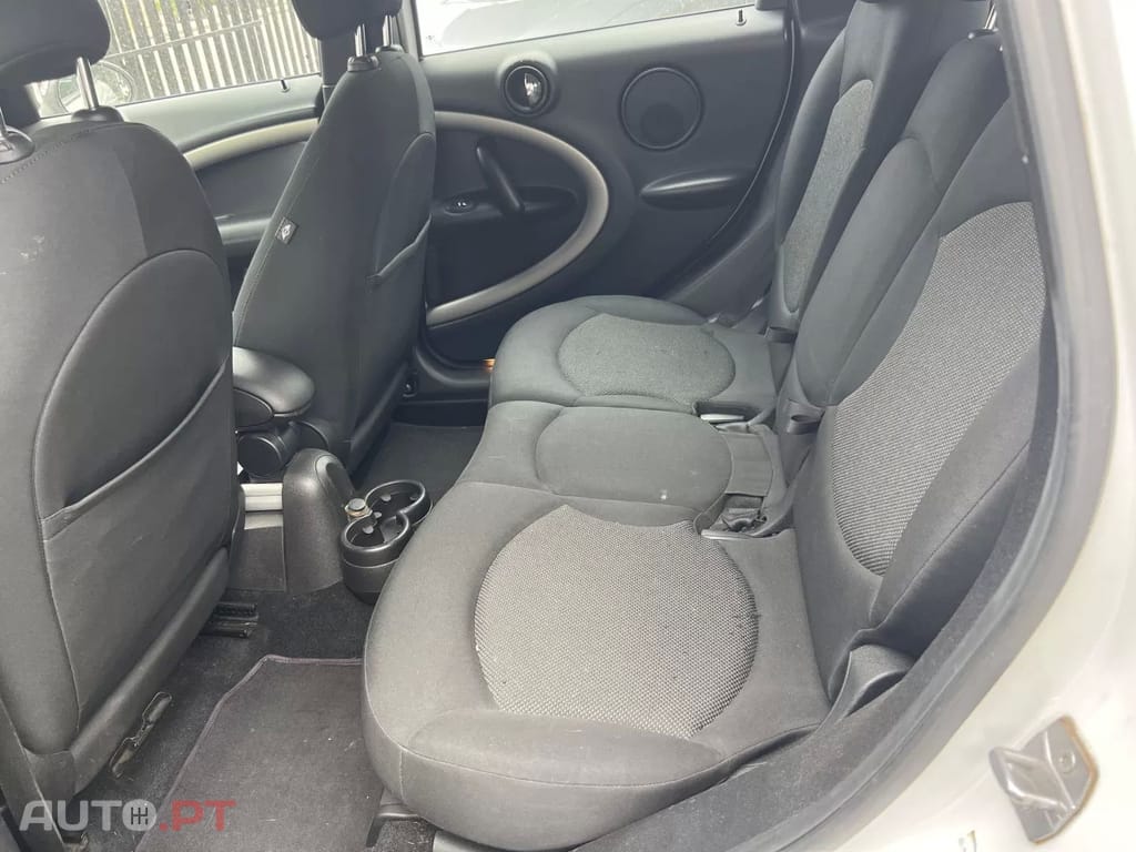 MINI Countryman One D