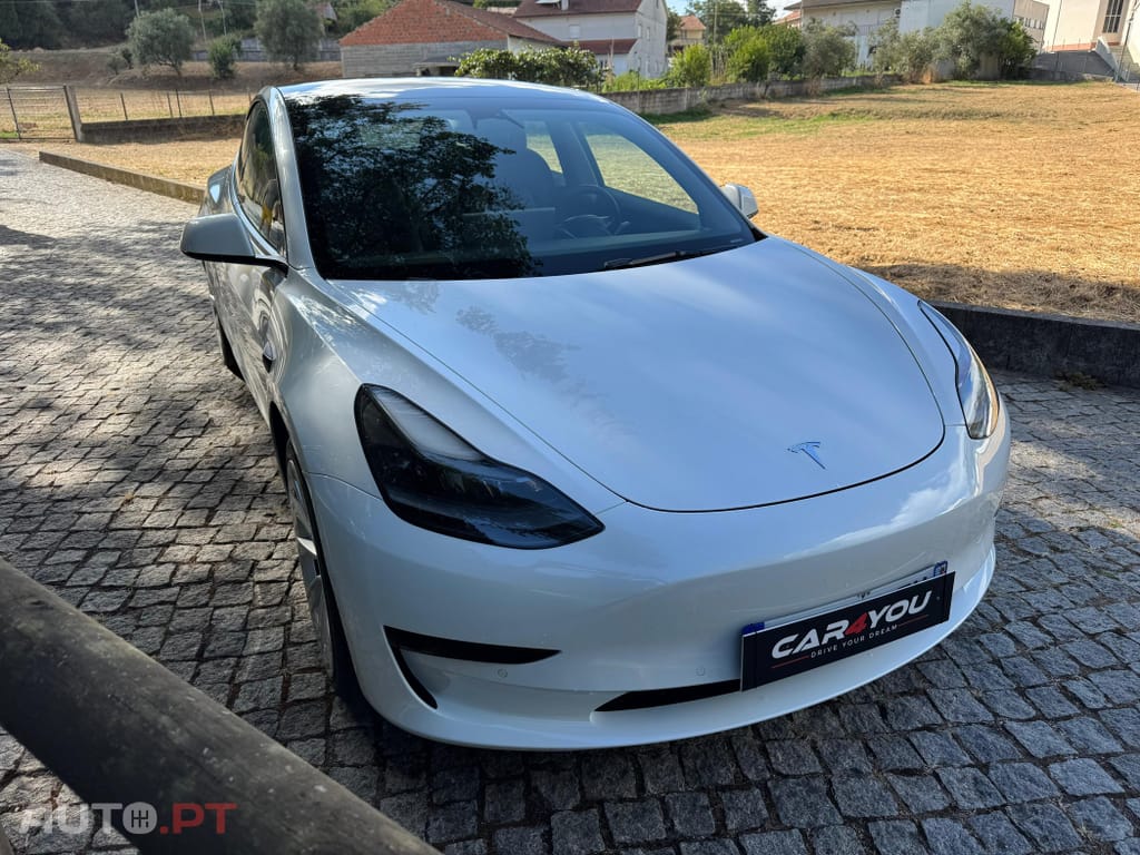 Tesla Model 3 Standard Range Plus RWD