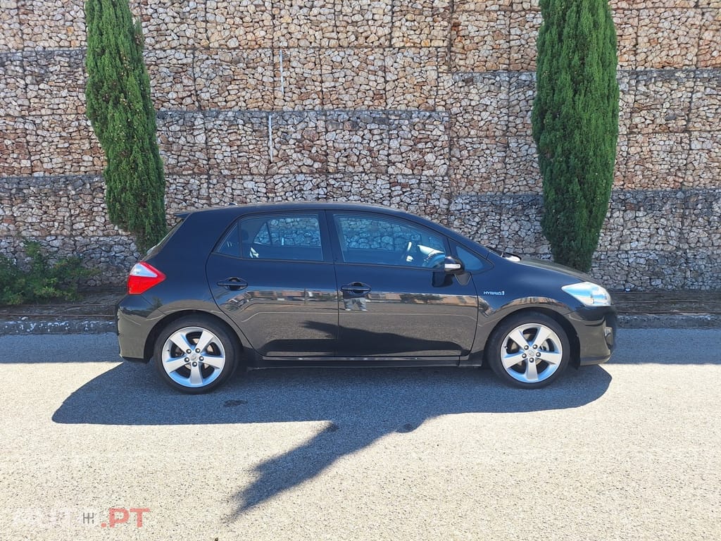 Toyota Auris 1.8 HSD P.Te.+JLL17