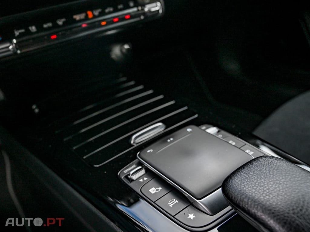 Mercedes-Benz CLA 250 e AMG Line