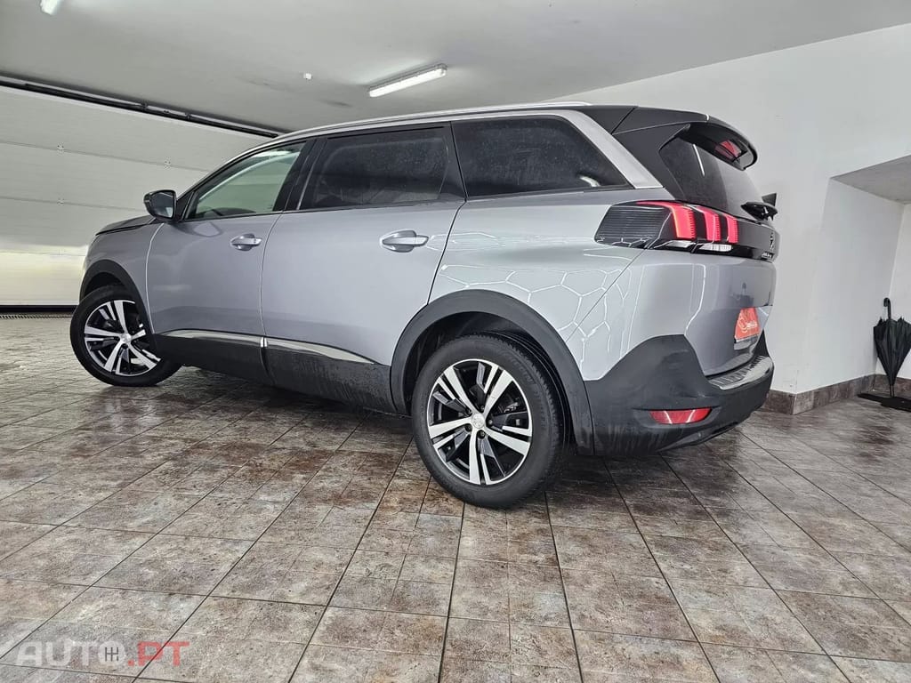 Peugeot 5008 1.5 BlueHDi Allure Baixo Consumo