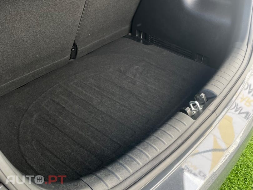 Kia Rio dynamic