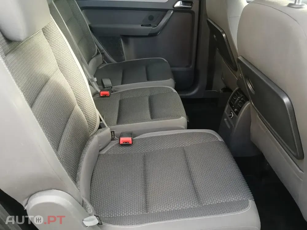 Volkswagen Touran 1.6 TDI Blue.Highine 7L