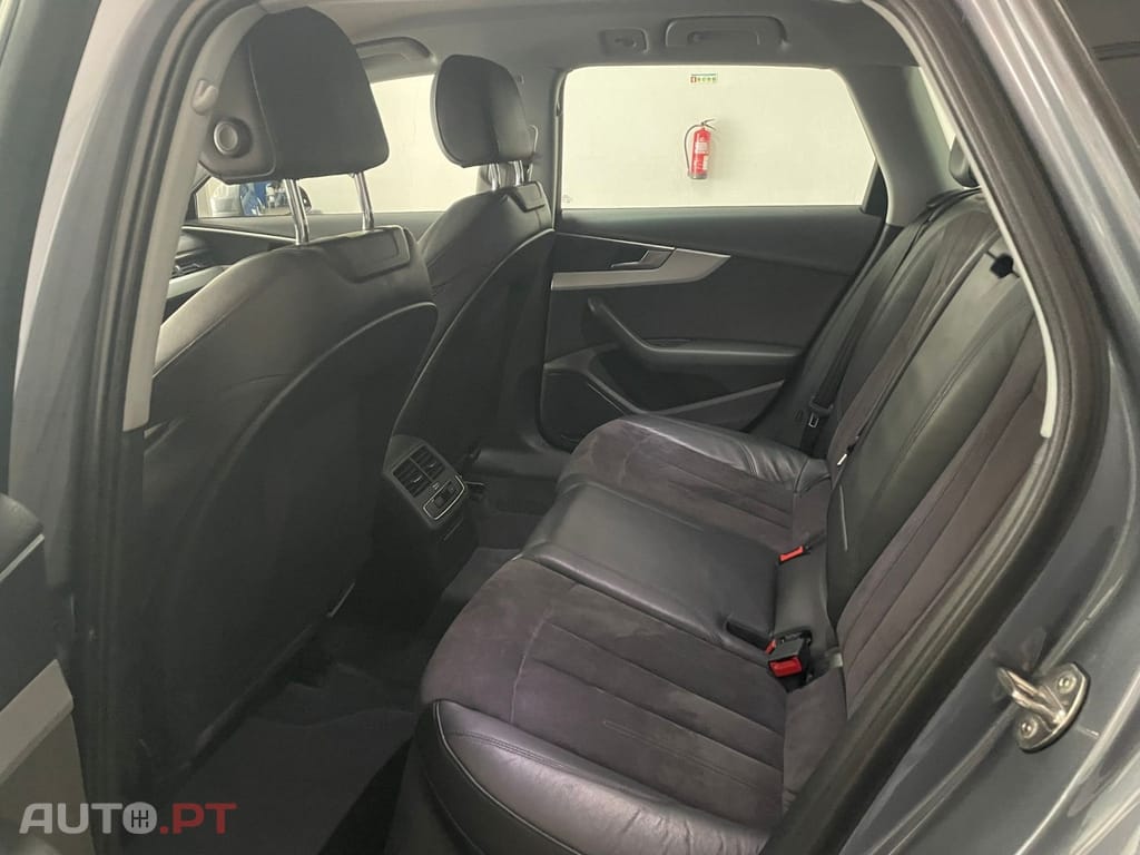 Audi A4 Avant 2.0 TDI S-line