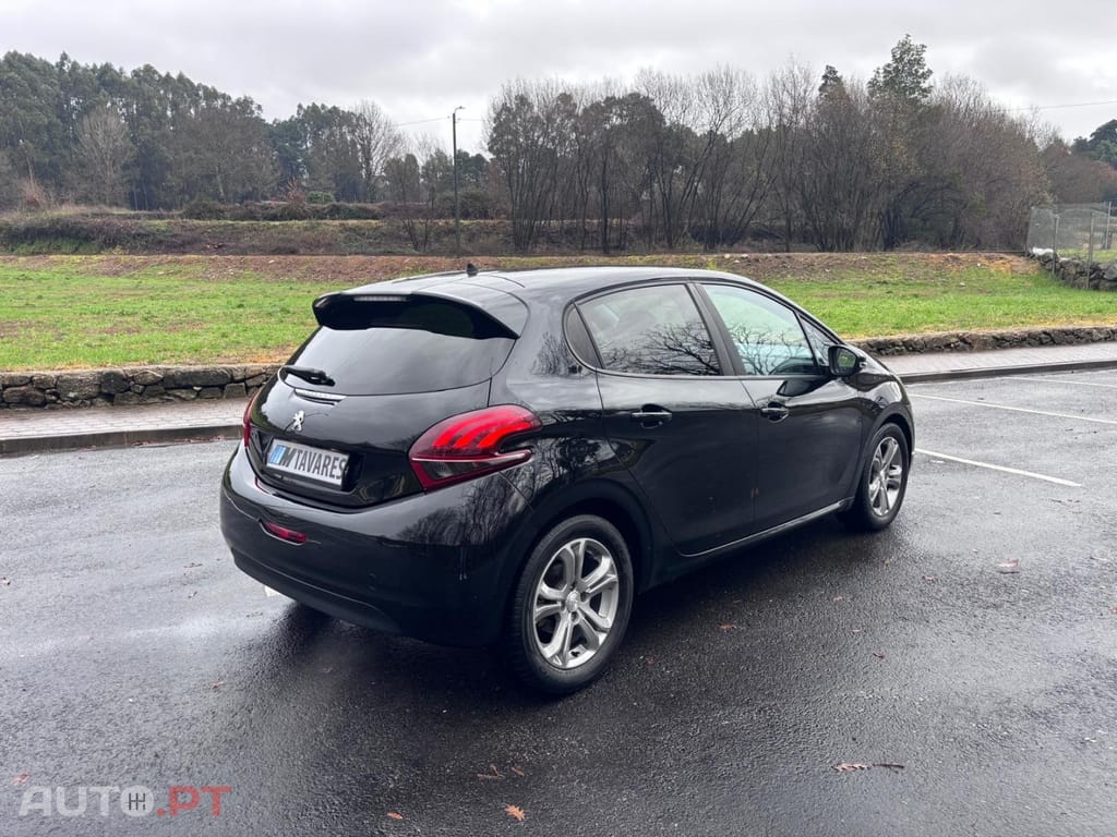 Peugeot 208 1.6 BlueHDi Allure