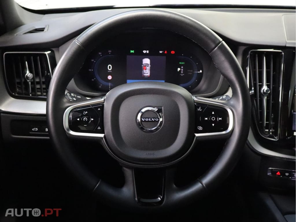 Volvo XC60 2.0 T6 PHEV Black Edition AWD