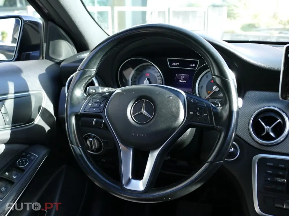Mercedes-Benz GLA 180 d Style Aut.
